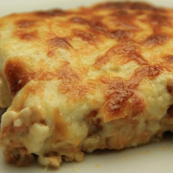 BEŞAMEL SOSLU TAVUK